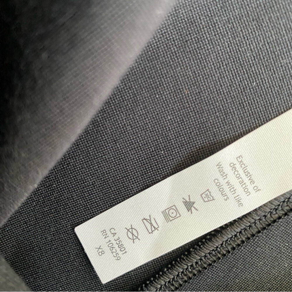 LULULEMON BLACK PANTS - Picture 12 of 12